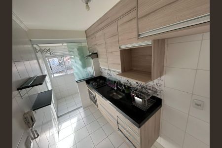 Cozinha de apartamento para alugar com 2 quartos, 56m² em Conjunto Residencial Flamboyant, São José dos Campos