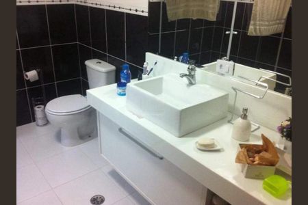 Casa à venda com 3 quartos, 310m² em Santa Terezinha, São Bernardo do Campo
