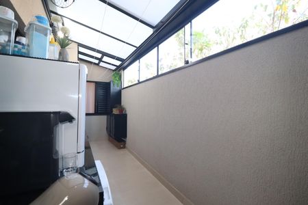 Apartamento à venda com 71m², 2 quartos e 2 vagasÁrea de Serviço