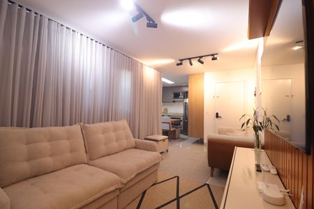 Apartamento à venda com 71m², 2 quartos e 2 vagasSala