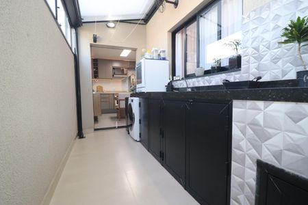 Apartamento à venda com 71m², 2 quartos e 2 vagasÁrea de Serviço