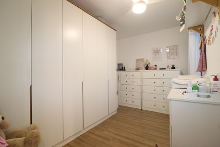 Apartamento à venda com 71m², 2 quartos e 2 vagasQuarto 2