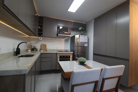 Apartamento à venda com 71m², 2 quartos e 2 vagasCozinha