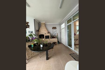 Casa de Condomínio à venda com 3 quartos, 306m² em Jardim Samambaia, Jundiaí
