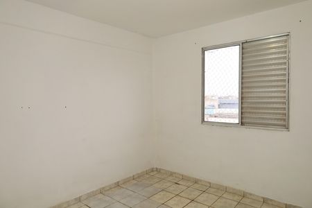 Quarto 2 de apartamento para alugar com 2 quartos, 50m² em Jardim Marilu, São Paulo