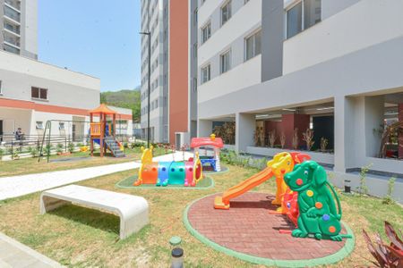 Apartamento para alugar com 34m², 3 quartos e sem vagaÁrea comum - Playground