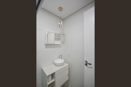 Apartamento à venda com 49m², 2 quartos e 1 vaga Apartamento à venda com 49m², 2 quartos e 1 vagaBanheiro