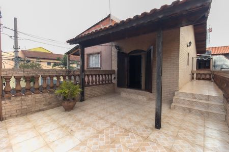 Casa à venda com 114m², 3 quartos e 2 vagas Casa à venda com 114m², 3 quartos e 2 vagasSacada do Quarto 1