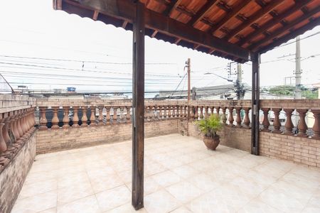 Casa à venda com 114m², 3 quartos e 2 vagas Casa à venda com 114m², 3 quartos e 2 vagasSacada do Quarto 1