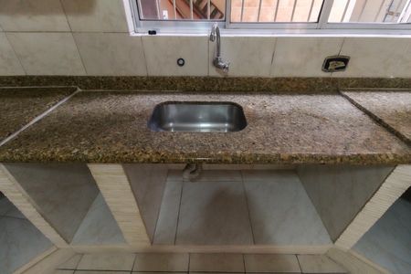 Casa à venda com 114m², 3 quartos e 2 vagas Casa à venda com 114m², 3 quartos e 2 vagasCozinha