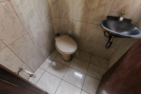 Casa à venda com 114m², 3 quartos e 2 vagas Casa à venda com 114m², 3 quartos e 2 vagasLavabo