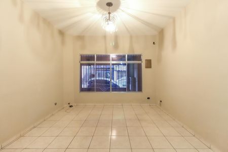 Casa à venda com 114m², 3 quartos e 2 vagas Casa à venda com 114m², 3 quartos e 2 vagasSala