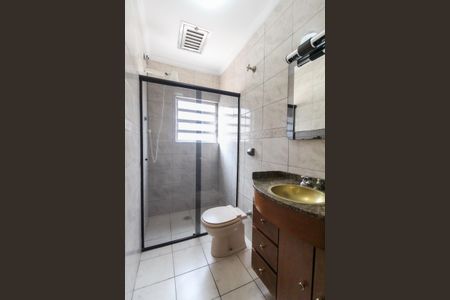 Casa à venda com 114m², 3 quartos e 2 vagas Casa à venda com 114m², 3 quartos e 2 vagasBanheiro