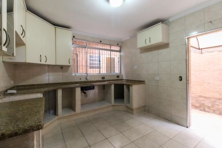 Casa à venda com 114m², 3 quartos e 2 vagas Casa à venda com 114m², 3 quartos e 2 vagasCozinha