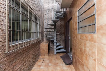 Casa à venda com 114m², 3 quartos e 2 vagas Casa à venda com 114m², 3 quartos e 2 vagasQuintal