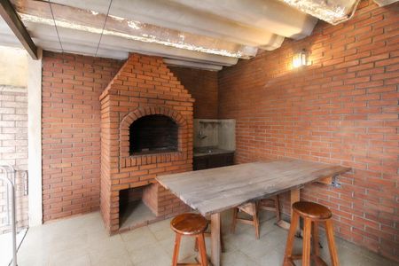 Casa à venda com 114m², 3 quartos e 2 vagas Casa à venda com 114m², 3 quartos e 2 vagasChurrasqueira
