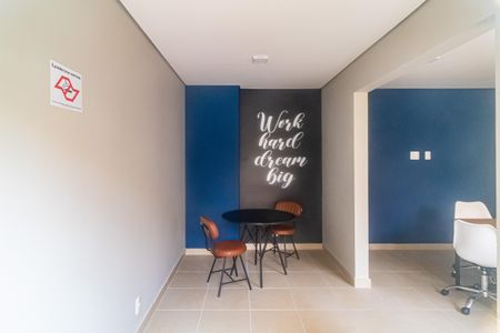 Apartamento à venda com 34m², 2 quartos e sem vagaÁrea comum