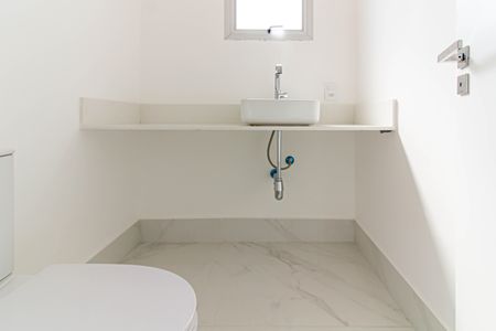 Apartamento à venda com 390m², 4 quartos e 4 vagasLavabo 2