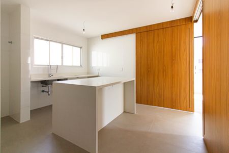 Apartamento à venda com 390m², 4 quartos e 4 vagasCozinha