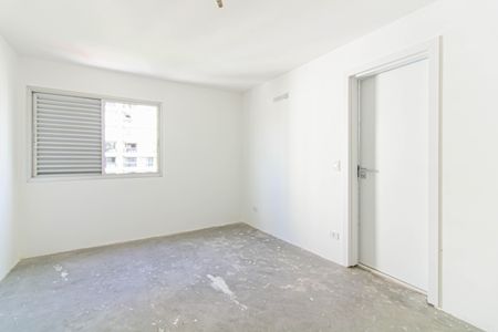 Apartamento à venda com 390m², 4 quartos e 4 vagasSuíte 3