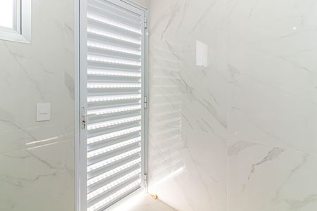 Apartamento à venda com 390m², 4 quartos e 4 vagasBanheiro 