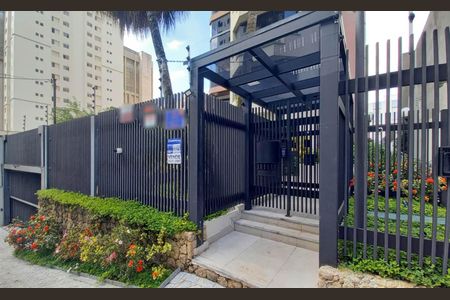 Apartamento à venda com 390m², 4 quartos e 4 vagasFachada + Plaquinha