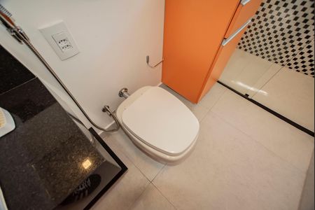Apartamento à venda com 87m², 3 quartos e 1 vaga Apartamento à venda com 87m², 3 quartos e 1 vagaBanheiro