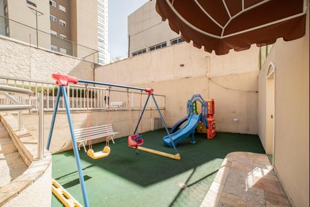 Apartamento à venda com 87m², 3 quartos e 1 vaga Apartamento à venda com 87m², 3 quartos e 1 vagaÁrea comum - Playground