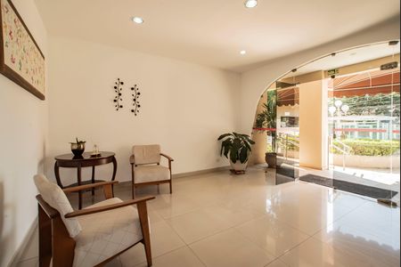 Apartamento à venda com 87m², 3 quartos e 1 vaga Apartamento à venda com 87m², 3 quartos e 1 vagaHall social