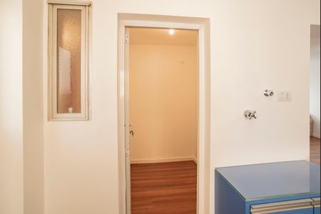 Apartamento à venda com 87m², 3 quartos e 1 vaga Apartamento à venda com 87m², 3 quartos e 1 vagaQuarto de Serviço