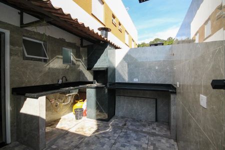 Casa de condomínio para alugar com 55m², 2 quartos e 1 vagaQuintal