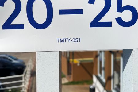Casa de condomínio para alugar com 55m², 2 quartos e 1 vagaPlaca