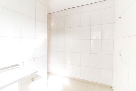 Cozinha de casa para alugar com 1 quarto, 36m² em Jardim Ubirajara (zona Leste), São Paulo