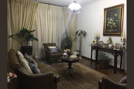 Casa à venda com 500m², 5 quartos e 2 vagas