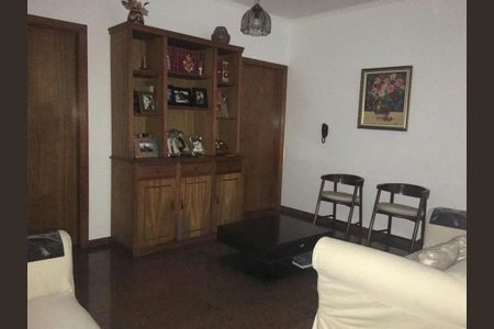 Casa à venda com 5 quartos, 500m² em Retiro Morumbi, São Paulo