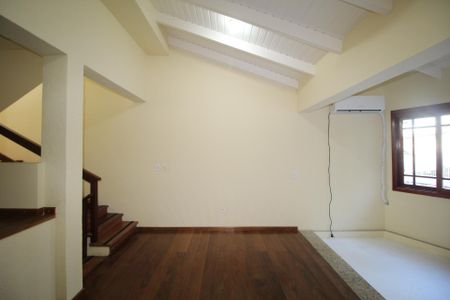 Casa para alugar com 140m², 3 quartos e 2 vagasSala