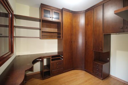 Casa para alugar com 140m², 3 quartos e 2 vagasQuarto 3