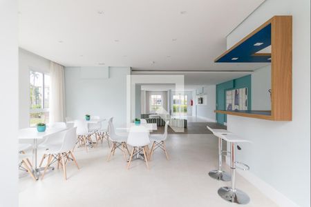 Apartamento para alugar com 55m², 2 quartos e 1 vaga Apartamento para alugar com 55m², 2 quartos e 1 vagaÁrea comum - Salão de festas