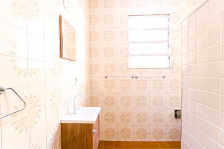 Casa para alugar com 156m², 2 quartos e sem vagaBanheiro