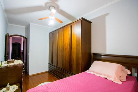 Casa à venda com 200m², 3 quartos e 1 vaga Casa à venda com 200m², 3 quartos e 1 vagaQuarto 2