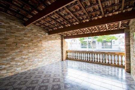 Casa à venda com 200m², 3 quartos e 1 vaga Casa à venda com 200m², 3 quartos e 1 vagaVaranda do quarto 1