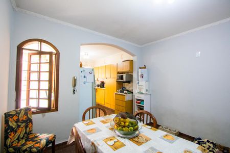 Casa à venda com 200m², 3 quartos e 1 vaga Casa à venda com 200m², 3 quartos e 1 vagaCopa/Cozinha