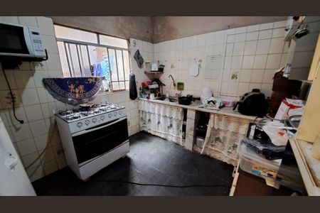 Casa à venda com 3 quartos, 360m² em Jardim Guanabara, Belo Horizonte