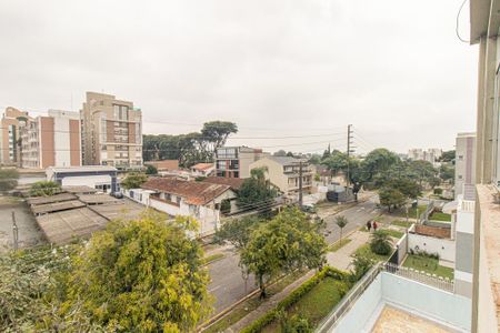 Vista do Quarto 1 de apartamento para alugar com 2 quartos, 62m² em Vila Izabel, Curitiba