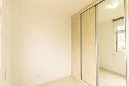 Quarto 2 de apartamento para alugar com 2 quartos, 62m² em Vila Izabel, Curitiba