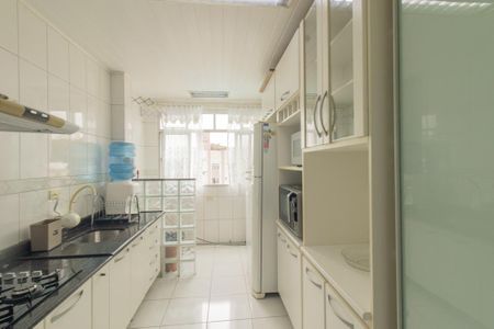 Apartamento para alugar com 62m², 2 quartos e 1 vagaCozinha e Área de Serviço