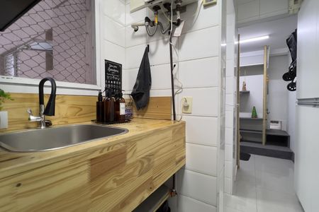 Apartamento à venda com 128m², 3 quartos e 3 vagas Apartamento à venda com 128m², 3 quartos e 3 vagasÁrea de Serviço