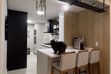 Apartamento à venda com 128m², 3 quartos e 3 vagas Apartamento à venda com 128m², 3 quartos e 3 vagasCozinha