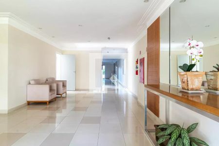 Apartamento à venda com 128m², 3 quartos e 3 vagas Apartamento à venda com 128m², 3 quartos e 3 vagasHall social