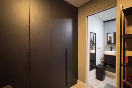 Apartamento à venda com 128m², 3 quartos e 3 vagas Apartamento à venda com 128m², 3 quartos e 3 vagasSuíte 2
